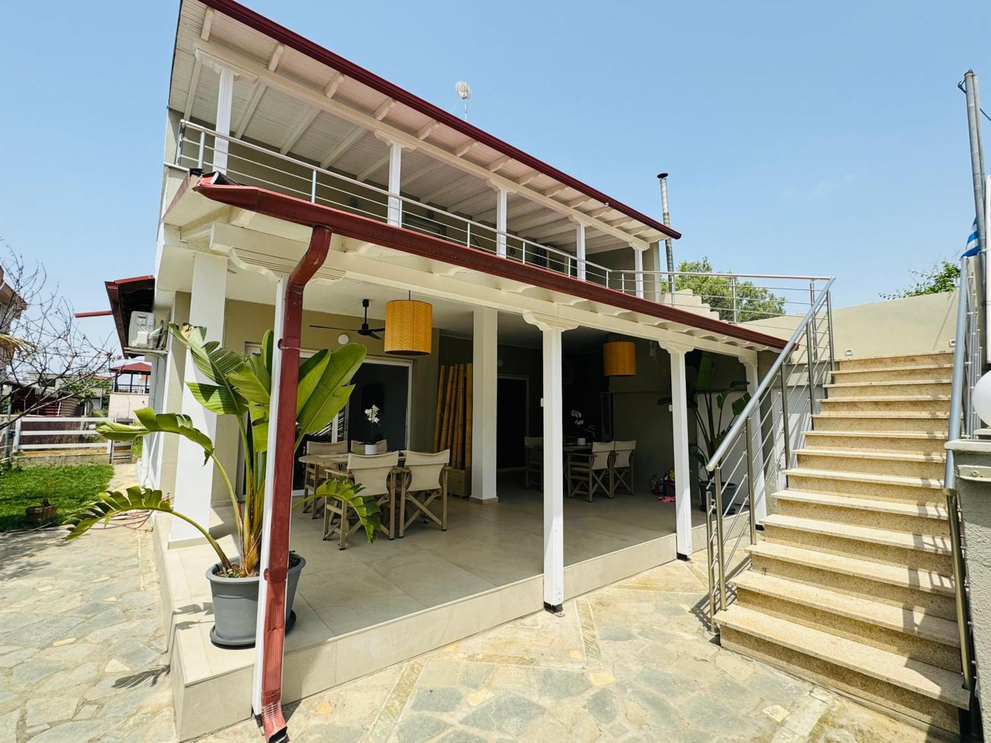 Central Luxury Apartment In Paralia Ofryniou Ofrínion 外观 照片